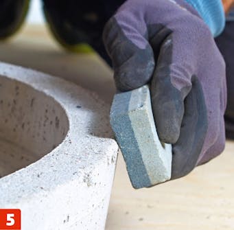 Støpe bålpanne i betong Støpe bålpanne i betong